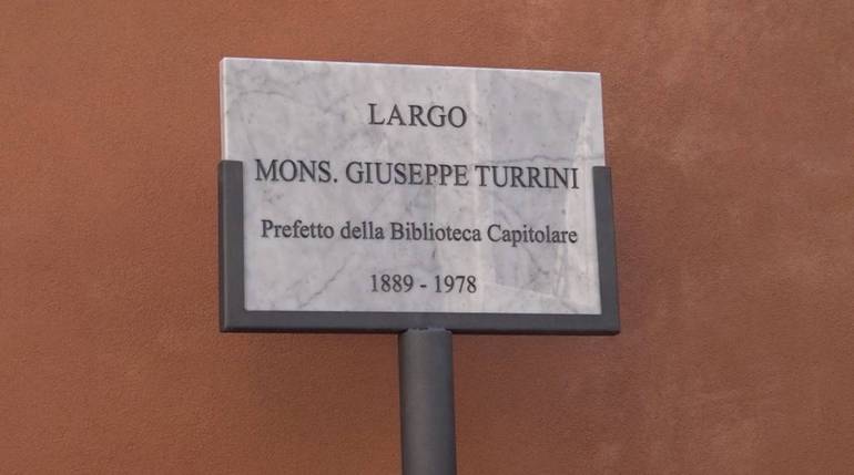 Nuova piazzetta dedicata a Mons. Giuseppe Turrini